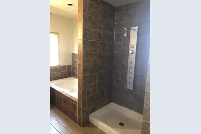 3333 N 9th St, Milwaukee, WI 53206 - Photo 6