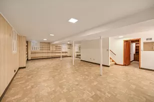 12500 Stephen Pl, Elm Grove, WI 53122 - Photo 36