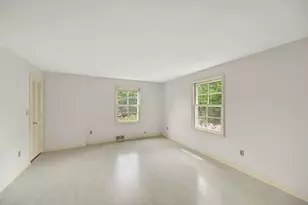 12500 Stephen Pl, Elm Grove, WI 53122 - Photo 26
