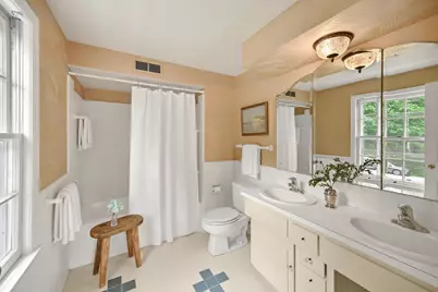 12500  Stephen Pl, Elm Grove, WI 53122 - Photo 28