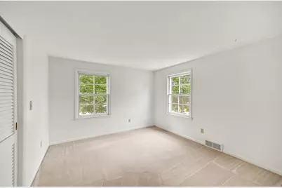 12500  Stephen Pl, Elm Grove, WI 53122 - Photo 34
