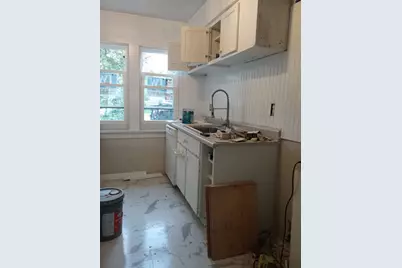 5921 N 37th St, Milwaukee, WI 53209 - Photo 4