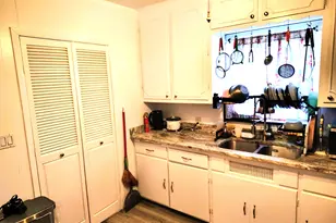 1561 W Morgan Ave, Milwaukee, WI 53221 - Photo 26