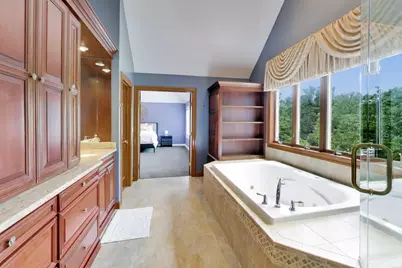 N2988  Lake Forest Cir, Geneva, WI 53147 - Photo 26