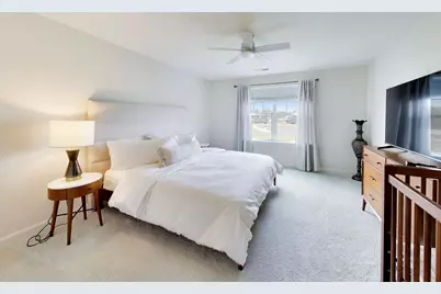2730  Harbor Ct, Delavan, WI 53115 - Photo 36