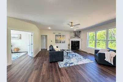 4801  Piper Ln, Racine, WI 53403 - Photo 6
