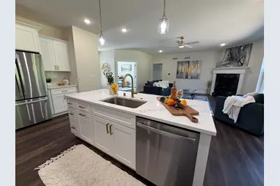 4801  Piper Ln, Racine, WI 53403 - Photo 2