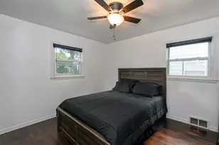 5974 N 37th St, Milwaukee, WI 53209 - Photo 16