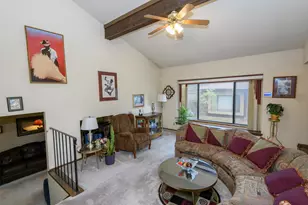 7821 W Heather Ave, Milwaukee, WI 53223 - Photo 14