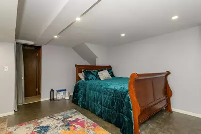 7821 W Heather Ave, Milwaukee, WI 53223 - Photo 24