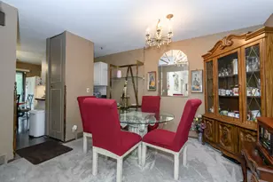 7821 W Heather Ave, Milwaukee, WI 53223 - Photo 10