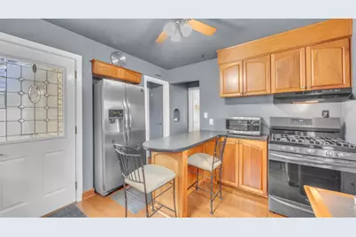 656 N Montgomery St, Port Washington, WI 53074 - Photo 6