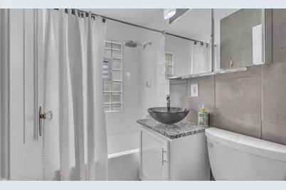 656 N Montgomery St, Port Washington, WI 53074 - Photo 12
