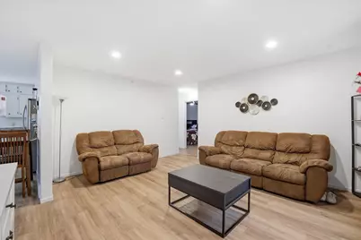 6800 W Ohio Ave, Milwaukee, WI 53219 - Photo 6
