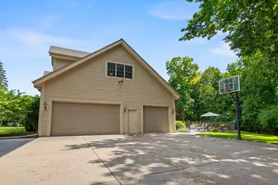 W310N6685  Caddy Ct, Merton, WI 53029 - Photo 4
