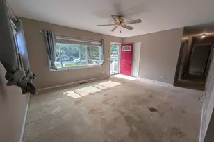 553 Park Ave, Delavan, WI 53115 - Photo 2