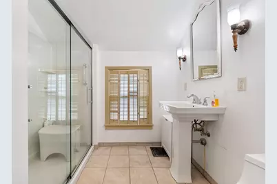 315  Park St, Manitowoc, WI 54220 - Photo 38