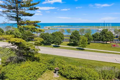 315  Park St, Manitowoc, WI 54220 - Photo 62