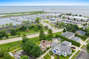 315 Park St, Manitowoc, WI 54220 - Photo 58