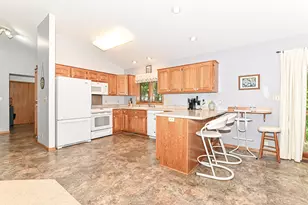 27151 Ridgewood Trail, Racine, WI 53185 - Photo 4