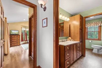 N104W16269  Donges Bay Rd, Germantown, WI 53022 - Photo 14