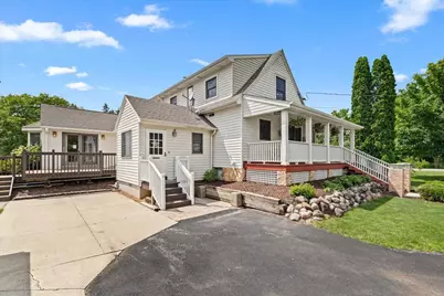 N104W16269  Donges Bay Rd, Germantown, WI 53022 - Photo 28