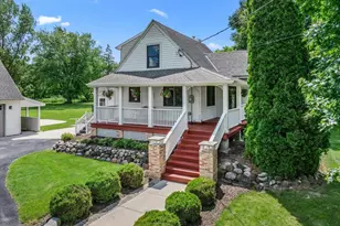 N104W16269 Donges Bay Rd, Germantown, WI 53022 - Photo 2