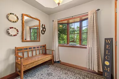 N104W16269  Donges Bay Rd, Germantown, WI 53022 - Photo 4