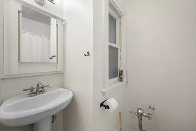 3127 N Marietta Ave #5, Milwaukee, WI 53211 - Photo 16