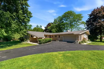 8909 N Maitland Rd, Bayside, WI 53217 - Photo 34