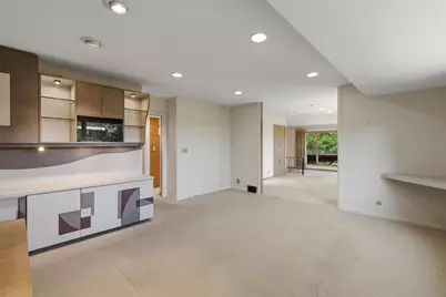 8909 N Maitland Rd, Bayside, WI 53217 - Photo 10