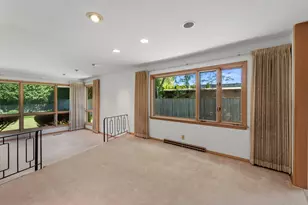 8909 N Maitland Rd, Bayside, WI 53217 - Photo 8