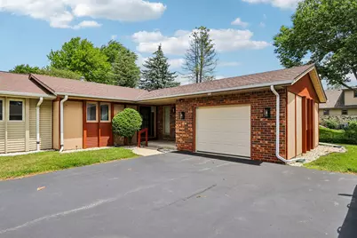 715  Tamarack Dr E -, West Bend, WI 53095 - Photo 2