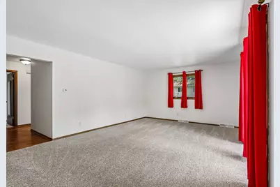 715  Tamarack Dr E -, West Bend, WI 53095 - Photo 10