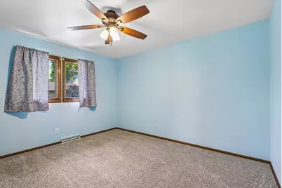 715  Tamarack Dr E -, West Bend, WI 53095 - Photo 20