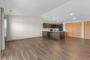 6746 100th Pl, Pleasant Prairie, WI 53158 - Photo 4