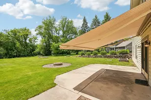 240 Crystal Dr, Hartland, WI 53029 - Photo 56