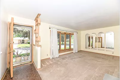 8732 W Burdick Ave, Milwaukee, WI 53227 - Photo 4