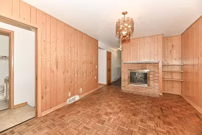 8732 W Burdick Ave, Milwaukee, WI 53227 - Photo 16