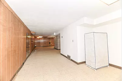 8732 W Burdick Ave, Milwaukee, WI 53227 - Photo 36