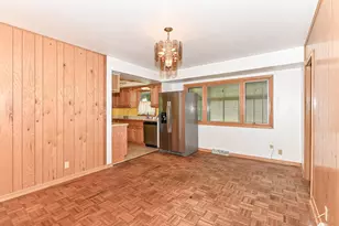 8732 W Burdick Ave, Milwaukee, WI 53227 - Photo 14