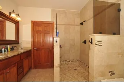 8334  Virginia Cir, Racine, WI 53185 - Photo 4
