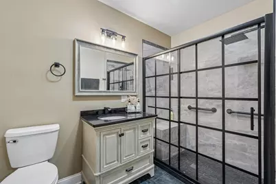 3615 W Cold Spring Rd, Greenfield, WI 53221 - Photo 18