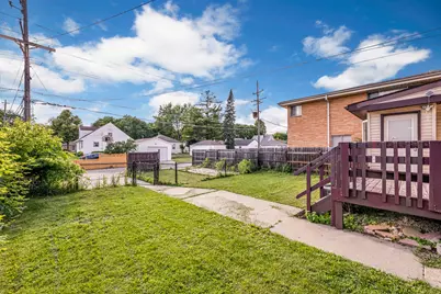 3523 N 76th St, Milwaukee, WI 53222 - Photo 20