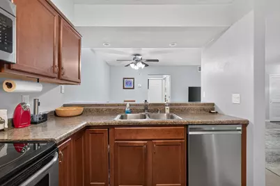 N168N11065  Ashbury Cir #8, Germantown, WI 53022 - Photo 8