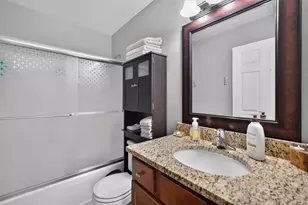 W168N11065 Ashbury Cir, Germantown, WI 53022 - Photo 16