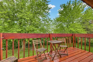 627 Hartridge Dr, Hartland, WI 53029 - Photo 6