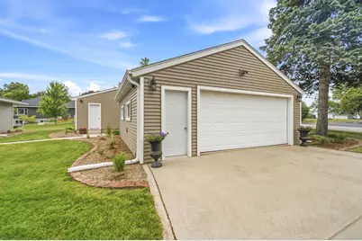 6121  Black Wolf Point Rd, Black Wolf, WI 54902 - Photo 68