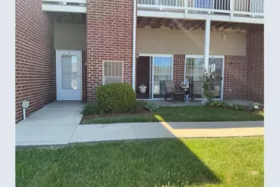 6846  102nd St #B, Pleasant Prairie, WI 53158 - Photo 1