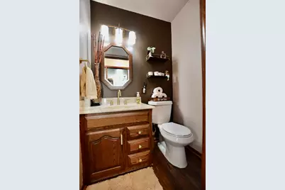 4159 N 92nd St, Wauwatosa, WI 53222 - Photo 12